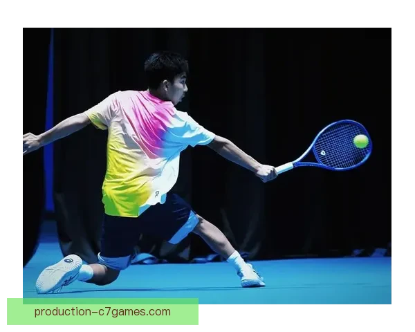 网球赛季重燃激情 新星崛起与老将争锋激烈角逐